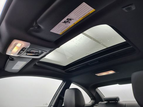 Used 2016 BMW 228i xDrive 228i xDrive image 3