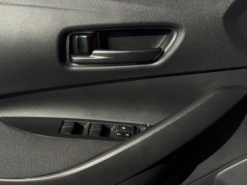 Used 2026 Toyota Corolla LE FWD image 11