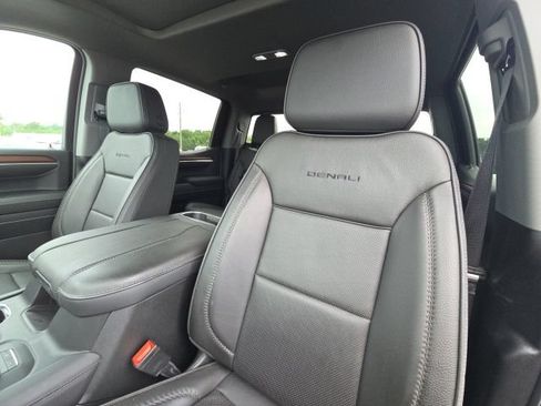 Used 2024 GMC Sierra 1500 Denali AWD/4WD image 23