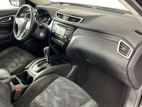 Used 2016 Nissan Rogue S AWD/4WD image 22