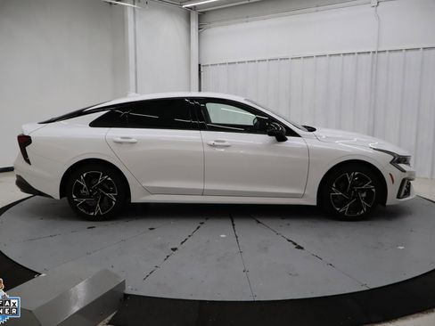 Used 2025 Kia K5 GT-Line FWD image 2