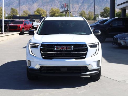 New 2027 GMC Acadia Elevation w/ Elevation Premium Package AWD/4WD image 9