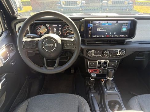 Used 2024 Jeep Gladiator Sport image 22