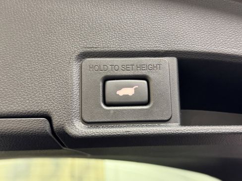 Used 2025 Acura RDX A-Spec image 38