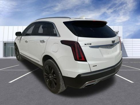 Certified 2024 Cadillac XT5 Premium Luxury w/ Technology Package AWD/4WD image 4