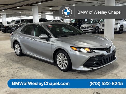 Used 2020 Toyota Camry LE FWD image 1