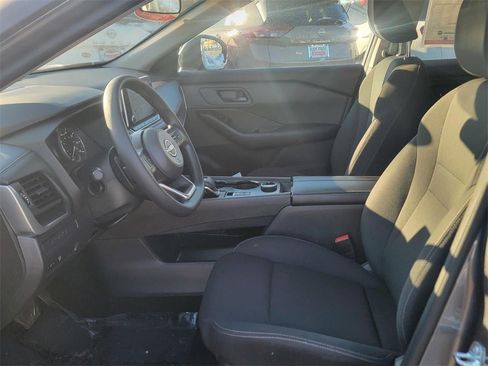 Certified 2024 Nissan Rogue S image 10