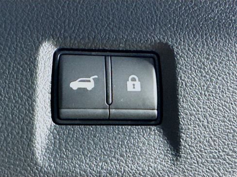 New 2026 INFINITI QX60 Luxe image 32