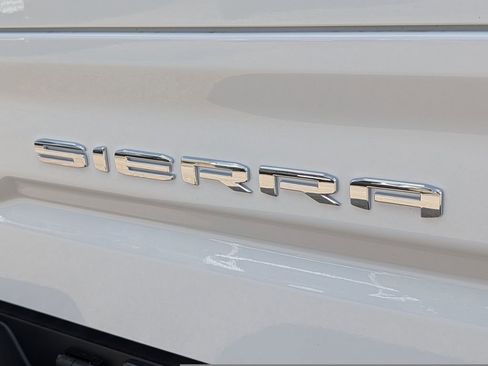 New 2026 GMC Sierra 1500 AT4X AWD/4WD image 14
