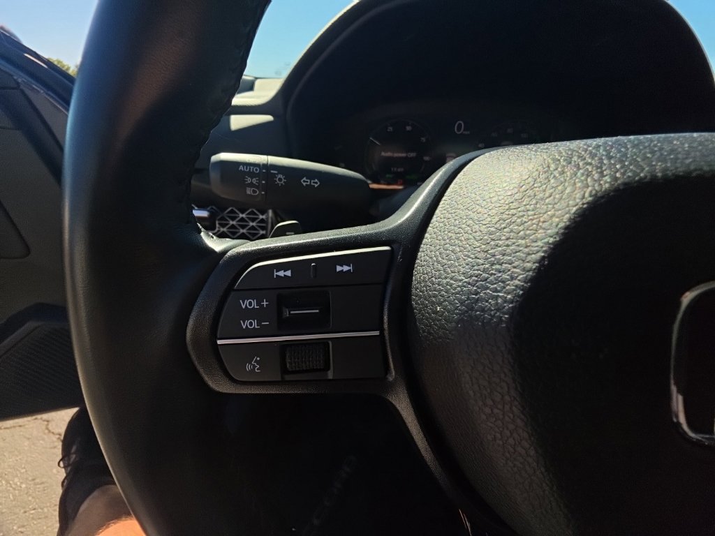 Used 2025 Honda Accord EX-L image 17