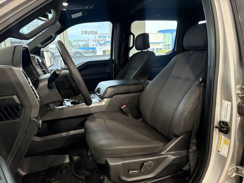 Used 2016 Ford F150 XLT w/ Equipment Group 302A Luxury AWD/4WD image 15