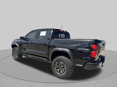 Used 2024 Chevrolet Colorado ZR2 w/ Technology Package AWD/4WD image 3