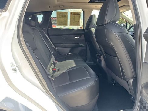 Used 2025 Nissan Murano SL AWD/4WD image 13