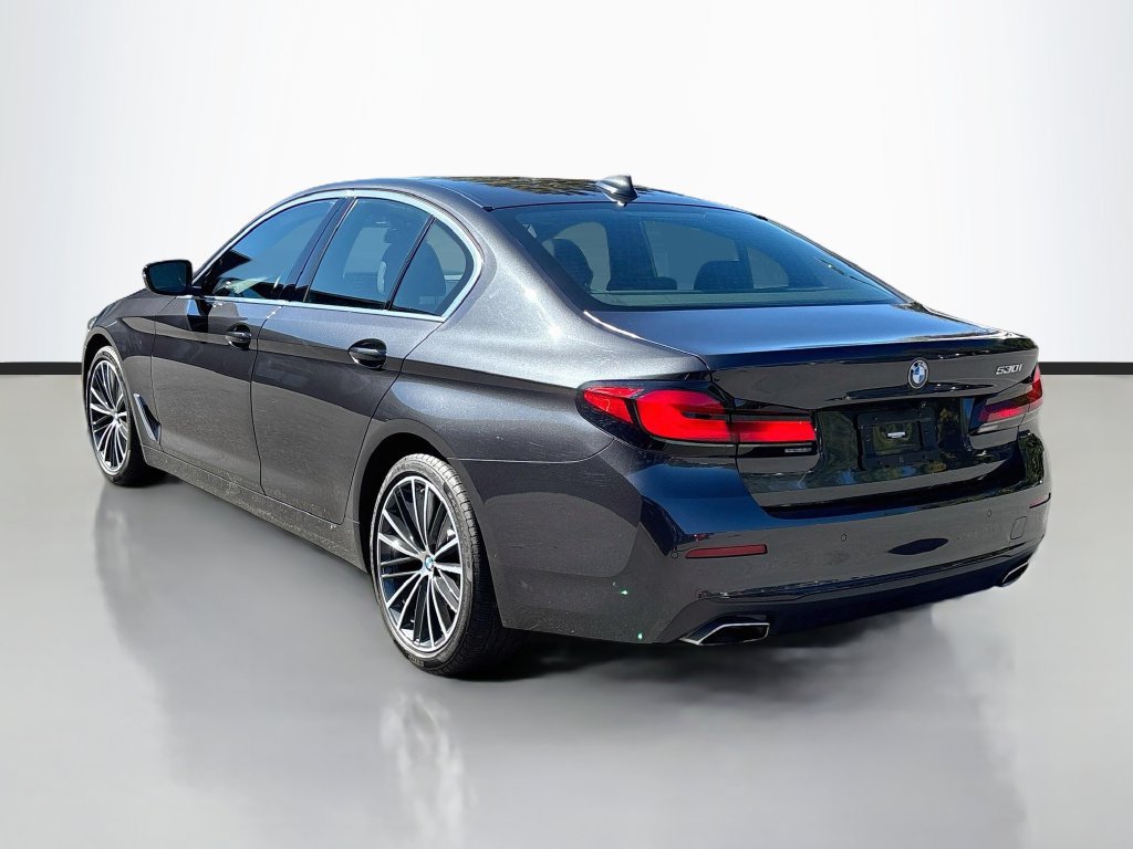 Used 2023 BMW 530i w/ Premium Package RWD image 5