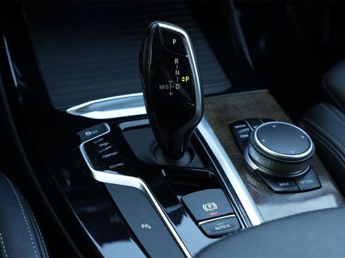 Used 2019 BMW X3 sDrive30i w/ Driving Assistance Package image 14