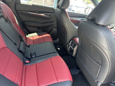 Used 2025 INFINITI QX50 Sport AWD/4WD image 14