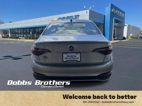 Used 2024 Volkswagen Jetta S FWD image 7