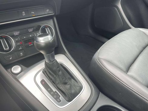 Used 2018 Audi Q3 2.0T Premium FWD image 30