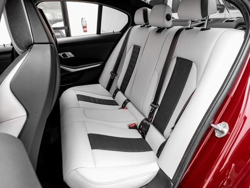 Used 2023 BMW M3 Competition w/ Executive Package image 34