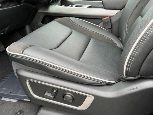 New 2026 RAM 1500 Laramie w/ Advanced Safety Group II image 20