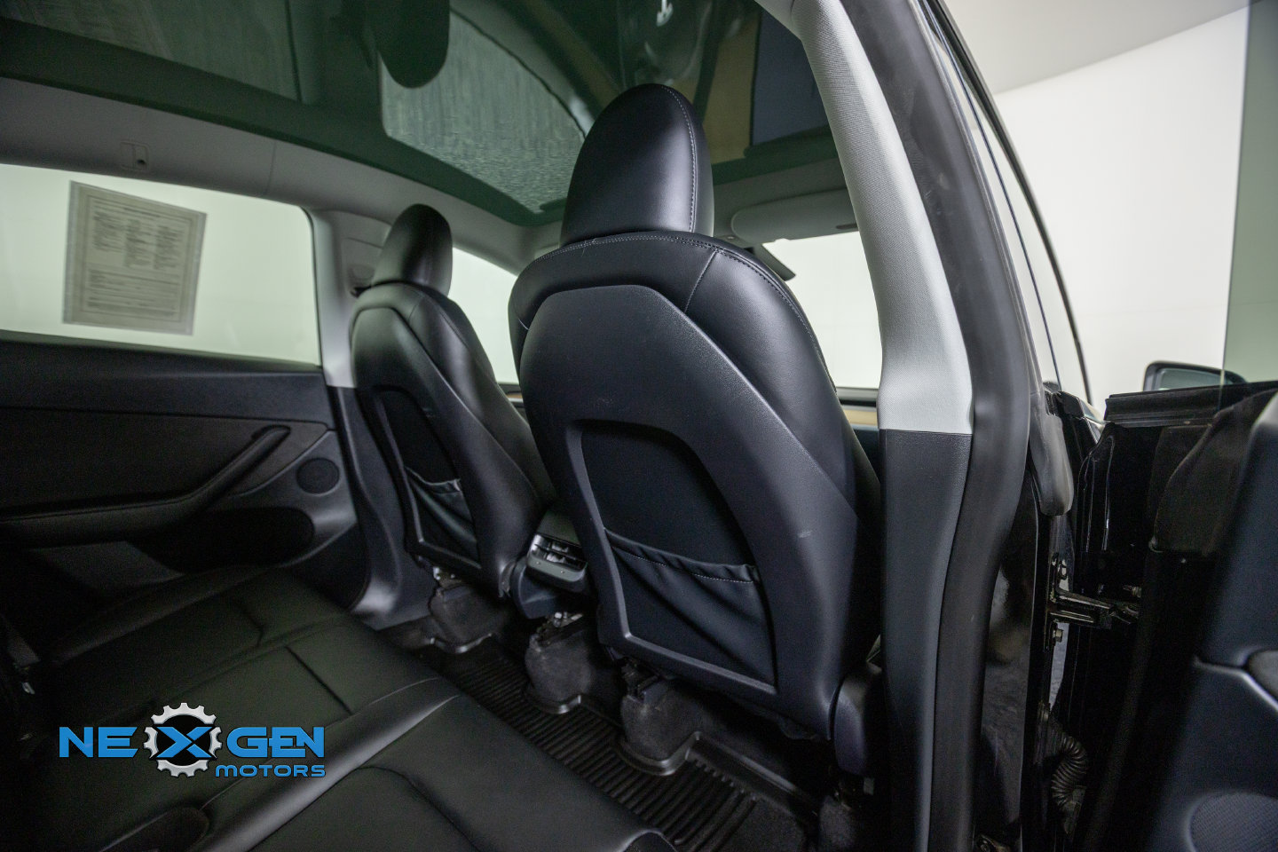 Used 2024 Tesla Model Y Performance AWD/4WD image 35