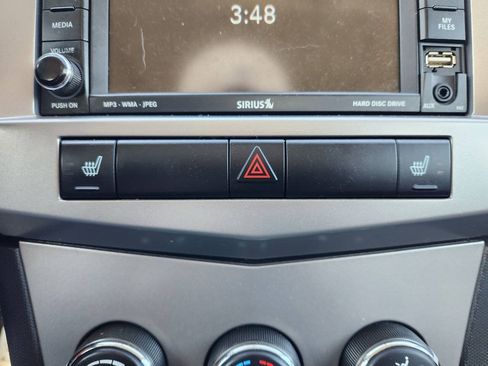 Used 2010 Chrysler Sebring Limited FWD image 23