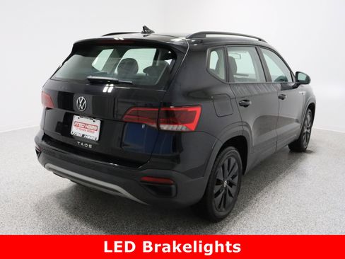 Used 2022 Volkswagen Taos S image 7