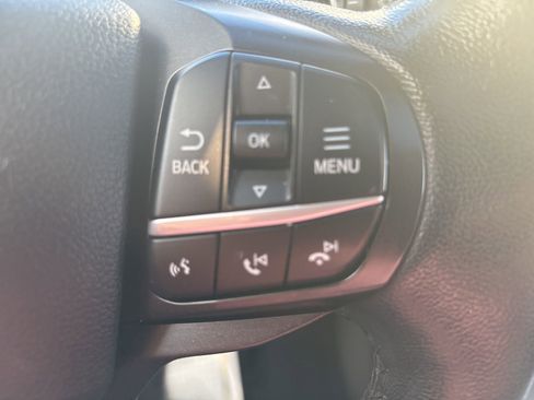 Used 2020 Ford Explorer XLT w/ Equipment Group 202A image 14