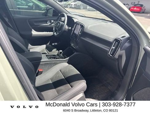 Used 2023 Volvo C40 P8 Recharge Plus AWD/4WD image 17