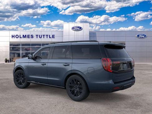 New 2026 Ford Expedition Platinum w/ Stealth Appearance Package AWD/4WD image 4