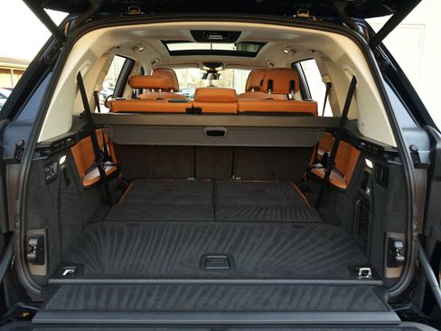 Used 2022 BMW X7 xDrive40i w/ Premium Package image 27