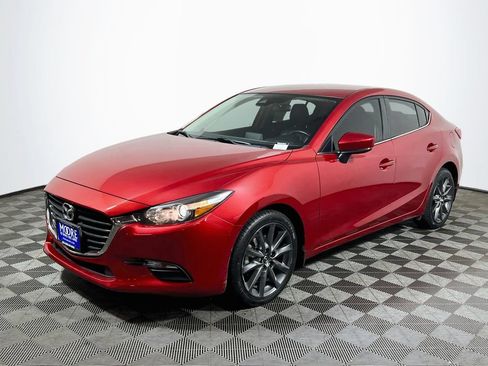 Used 2018 MAZDA MAZDA3 Touring FWD image 3