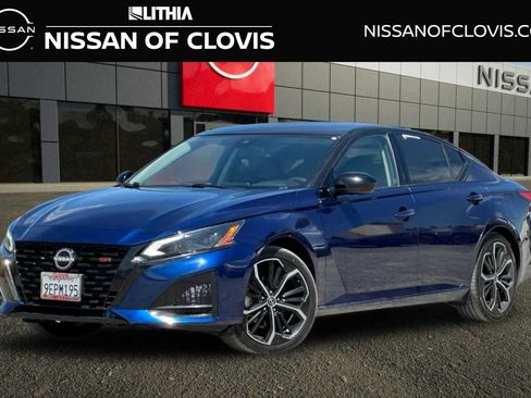Certified 2023 Nissan Altima 2.5 SR FWD image 1