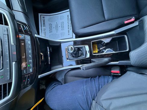 Used 2017 Honda Accord LX image 26