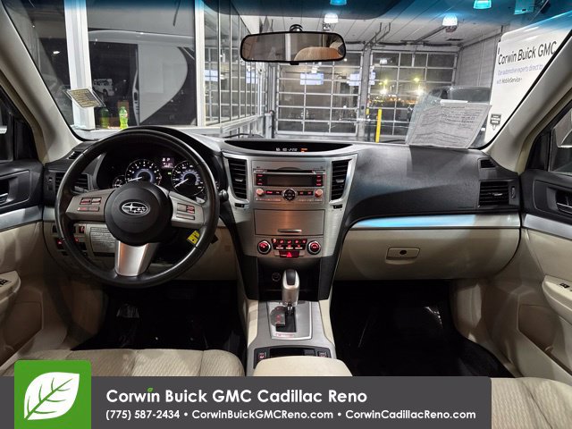 Used 2010 Subaru Outback 2.5i Premium AWD/4WD image 10