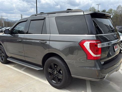 Used 2021 Ford Expedition XLT image 7