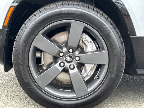 Used 2022 Land Rover Defender 110 X-Dynamic HSE image 25