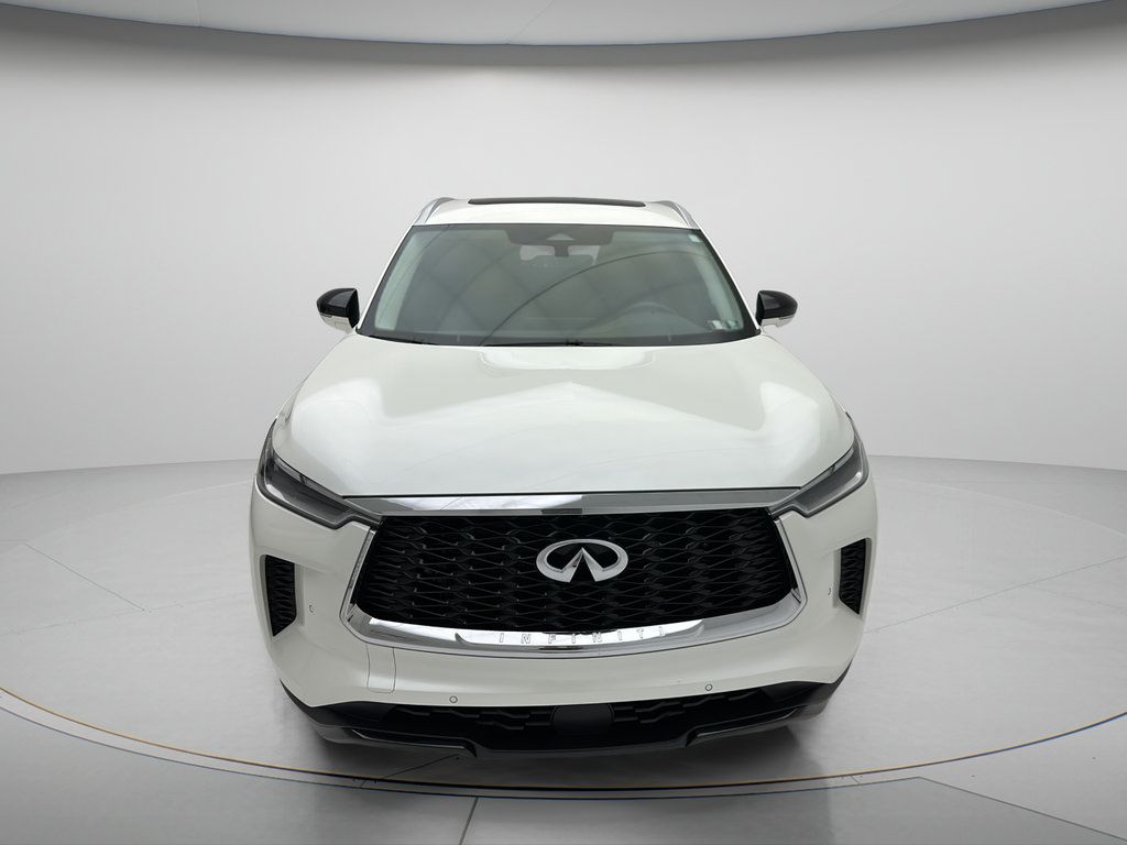 Used 2024 INFINITI QX60 Luxe AWD/4WD image 2