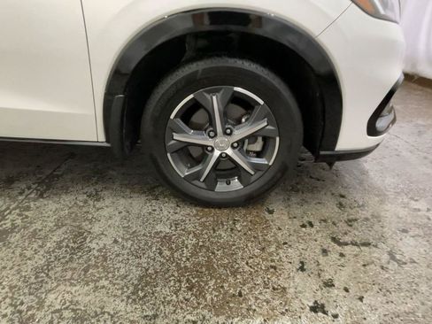 Certified 2025 Honda HR-V EX-L image 16