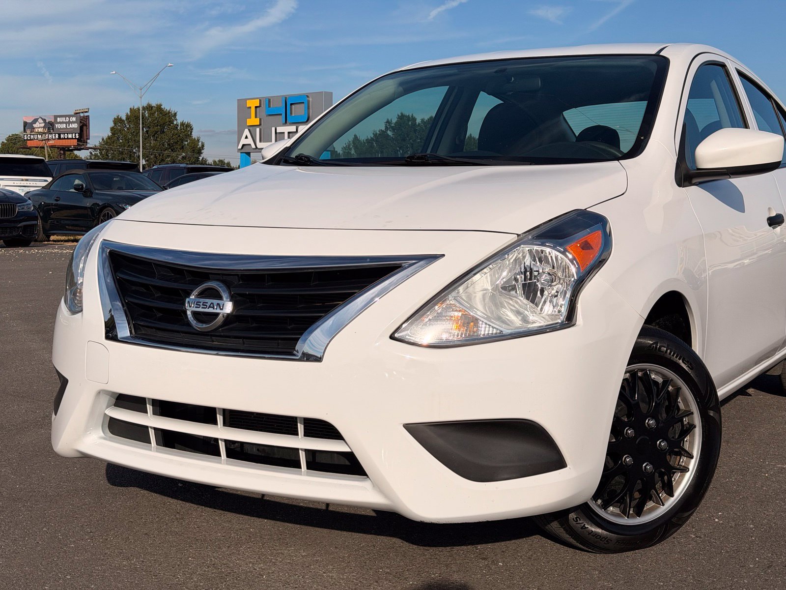 Used 2018 Nissan Versa S Plus FWD image 2