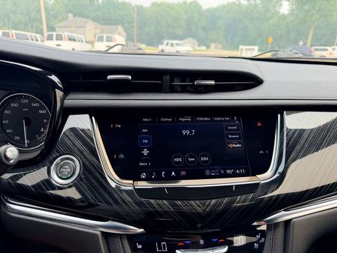 Used 2023 Cadillac XT6 Premium Luxury FWD image 26