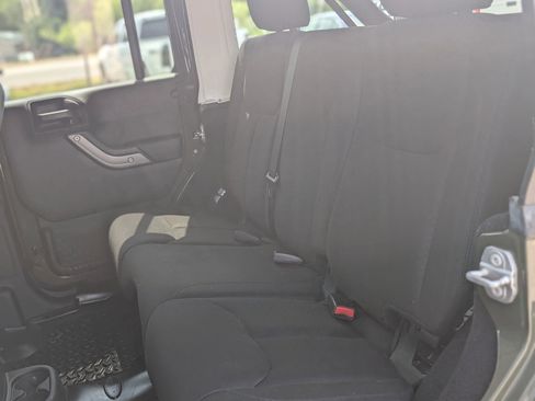 Used 2015 Jeep Wrangler Unlimited Sport w/ Quick Order Package 24S image 20