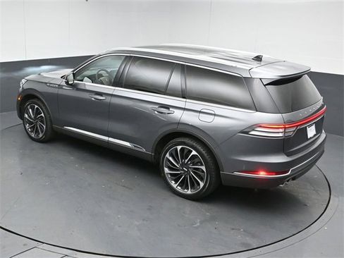 Certified 2023 Lincoln Aviator Reserve w/ Equipment Group 201A image 44