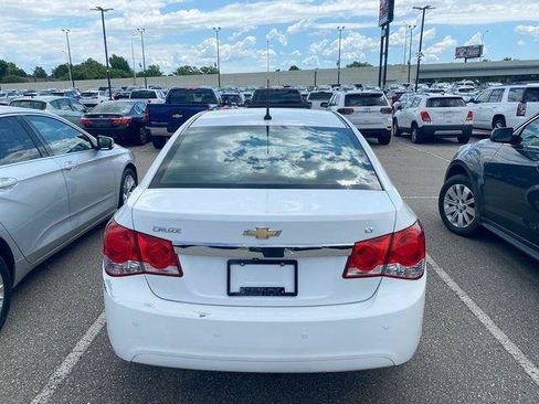 Used 2014 Chevrolet Cruze LT FWD image 12