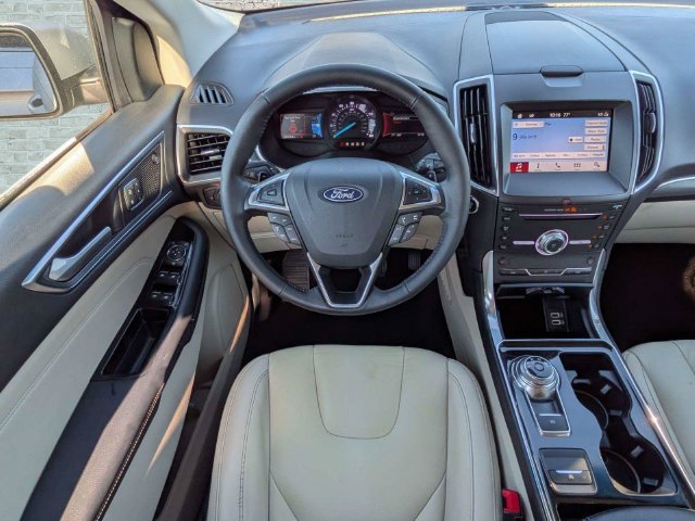 Used 2019 Ford Edge Titanium w/ Class II Trailer Tow Package AWD/4WD image 16