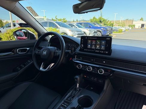 Used 2024 Honda Civic Touring image 21