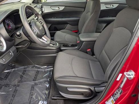 Used 2024 Kia Forte LXS image 15