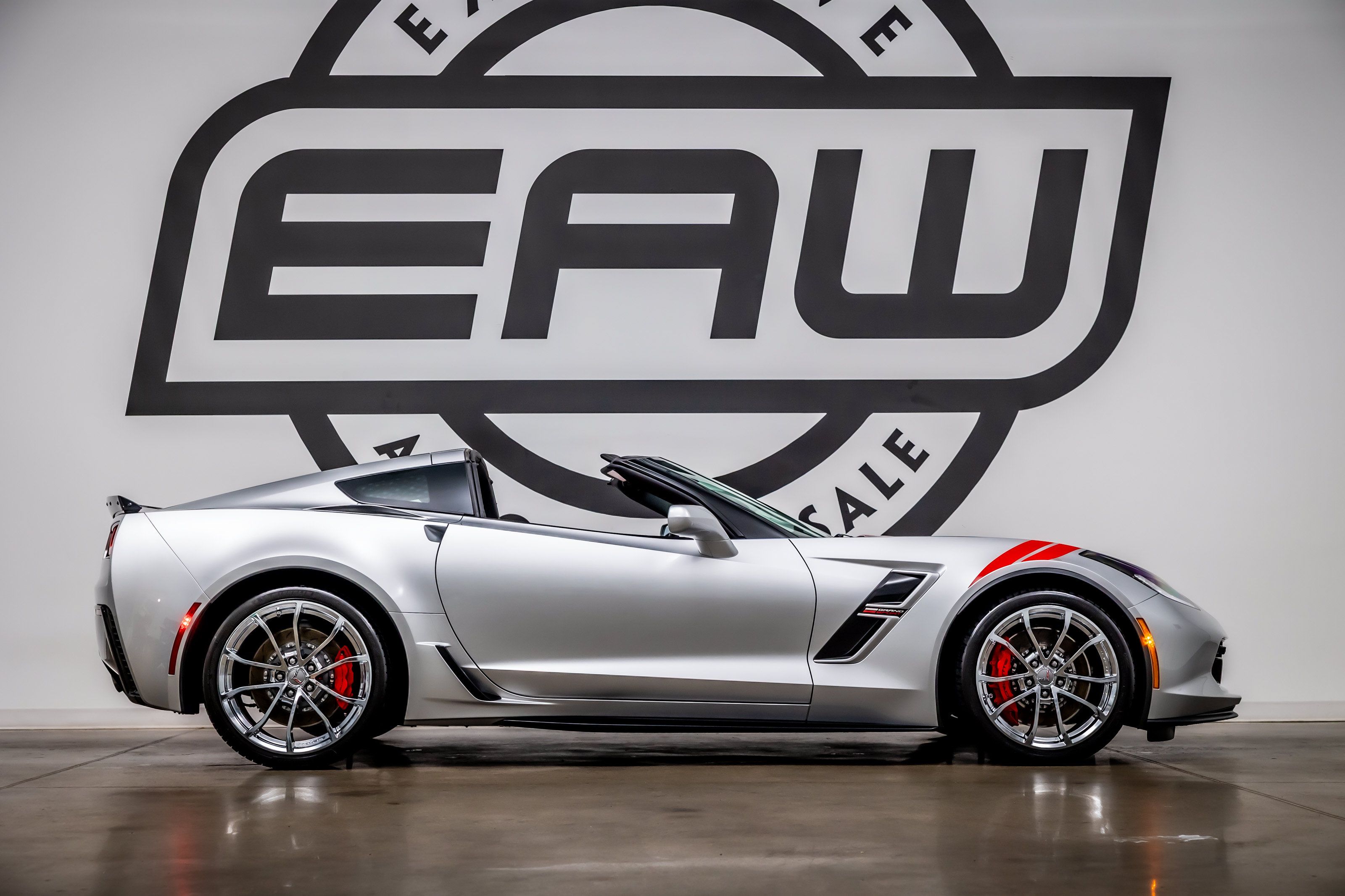 Used 2018 Chevrolet Corvette Grand Sport RWD image 8