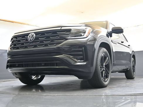 New 2026 Volkswagen Atlas Cross Sport SEL R-Line AWD/4WD image 28