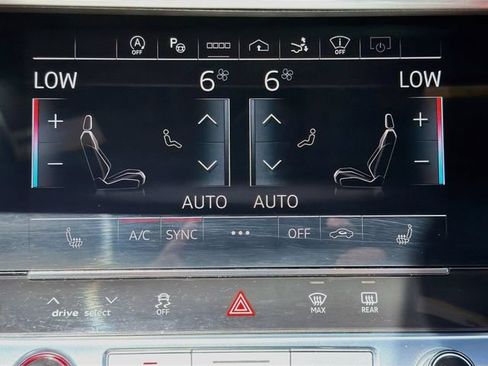 Used 2024 Audi S7 Prestige AWD/4WD image 32